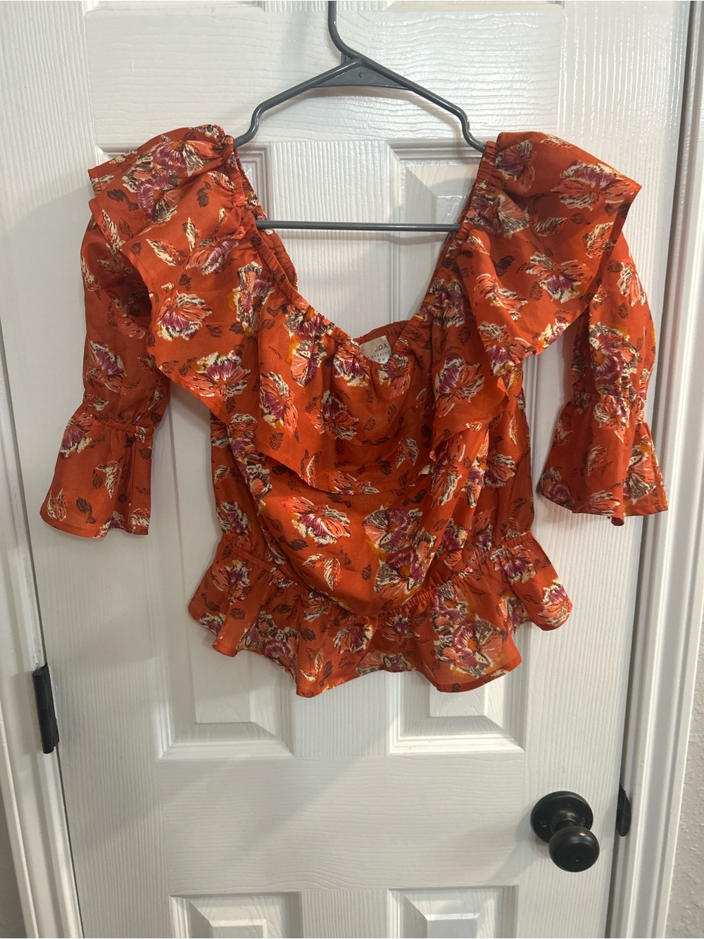 J.O.A. Los Angeles size small orange floral ruffle blouse 3/4 sleeve